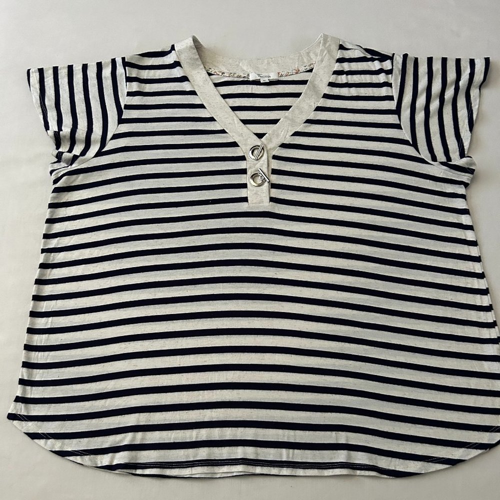 89th + Madison Women's Flutter Cap Sleeve Stripe Top Cream Navy Rayon/Linen 2X